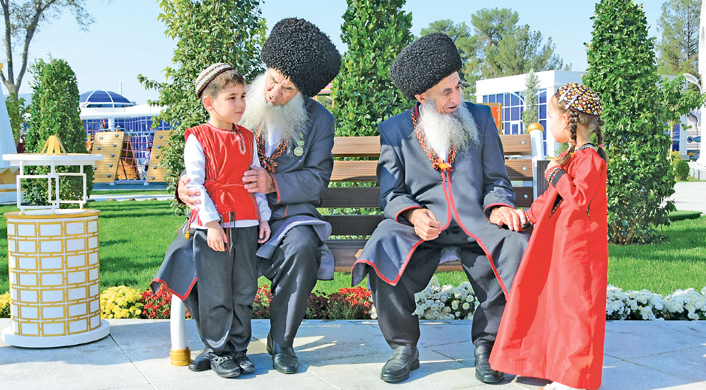 Halkara ýaşulular güni!